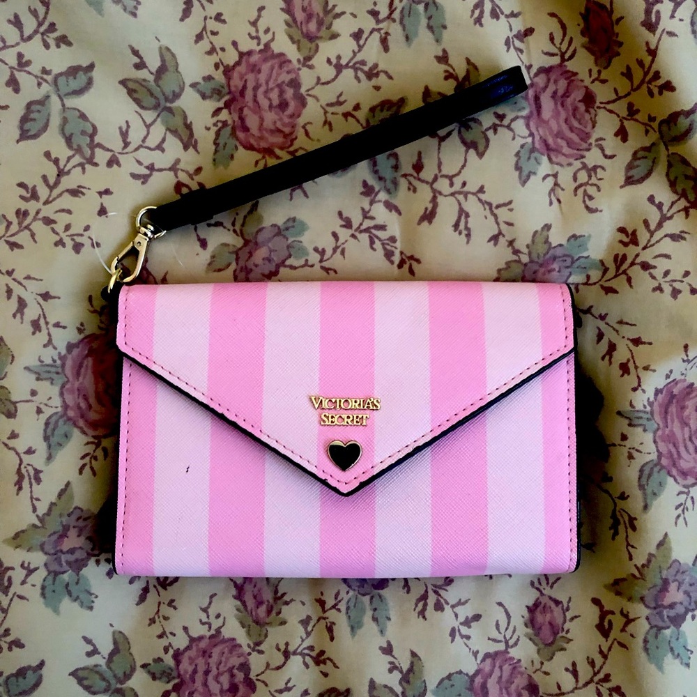 Victoria’s Secret trifold wallet wristlet